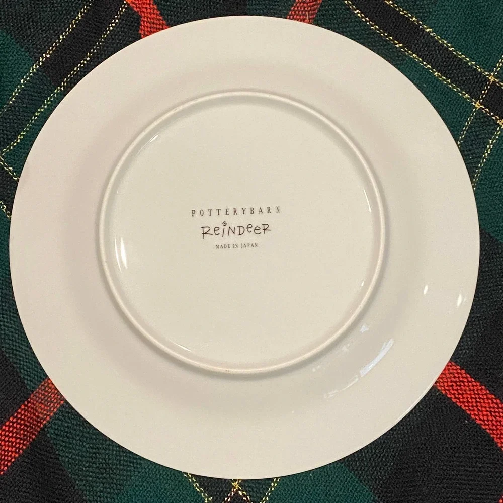 Pottery‎ Barn REINDEER BLITZEN Salad Plates 8-1/2” White Porcelain MINT!
